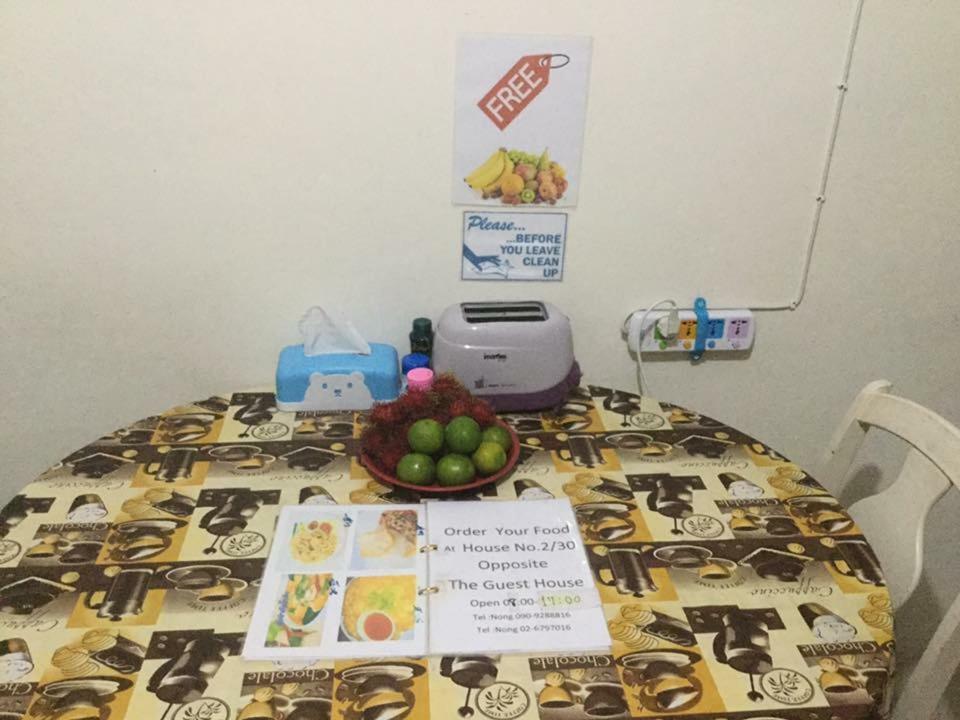 Miggy Guest House (Adults Only) Μπανγκόκ Εξωτερικό φωτογραφία